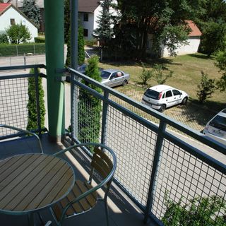 HoldLux Apartmanok Sárvár (3)