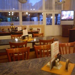 Fenyő Panzió és Apartmanház Mezőkövesd (2)