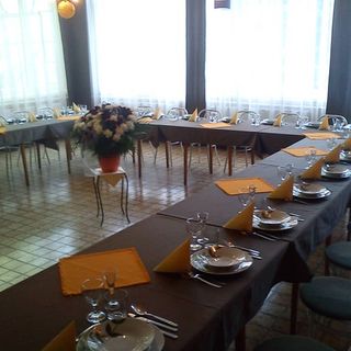 Fenyő Panzió és Apartmanház Mezőkövesd (3)