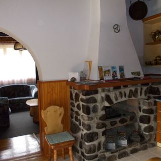 Tóbik Ház Sirok (2)