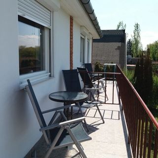 Évi Apartmanok Szántód (2)