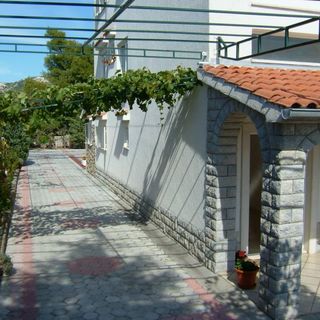 Apartmani Mlacović Rab (2)