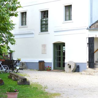 Edvy Malom Fogadó Barokk Udvarház Pápa (3)