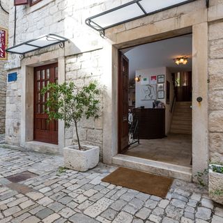 Hotel Villa Sv. Petar Trogir (2)