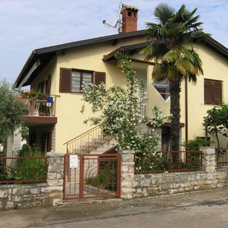 Apartments Marko Novigrad (2)