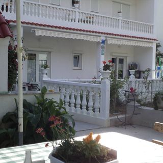 Apartmani Perkić Rab (4)