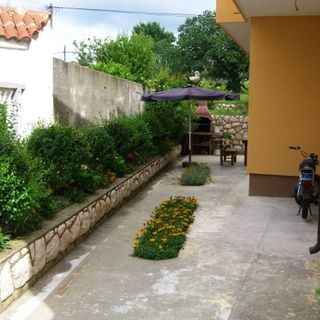 Apartmani Meri Lopar (3)