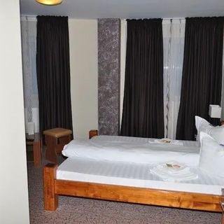 Pensiunea Bécsi Szelet Miercurea Ciuc (4)