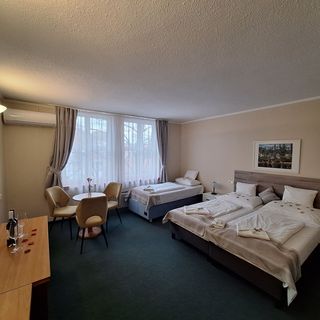 Hotel Unicornis Eger (5)