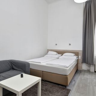 Heart Of Downtown Apartment Budapest (5)