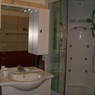 Híd-ház Alsónána (3)