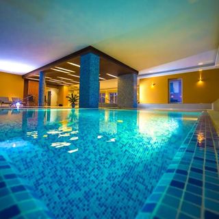 Royal Club Hotel Visegrád (2)