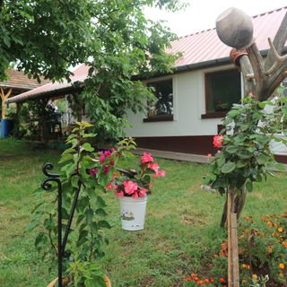 Kertvégi Pihenőház Cserépfalu (2)