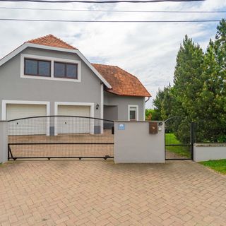 Kamilla Villa Balatonkenese (2)