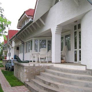 Tarr Apartmanházak Iker Vendégház Zamárdi (3)