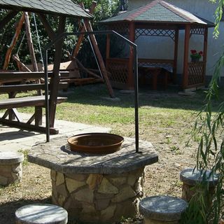 Meggyfa Vendégház Egerszalók (2)