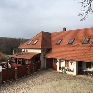 Bakonyi Apartmanház  Eplény (2)