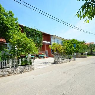 Pansion Tinka Starigrad (3)