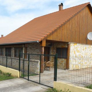 Gerle Apartman Berekfürdő (4)