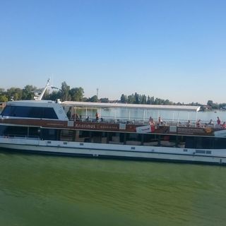 Centrum Apartmanház Balatonboglár (3)