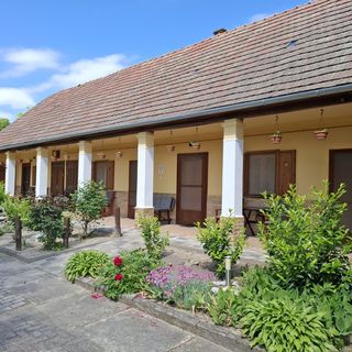 Eszter Vendégház Harta (2)