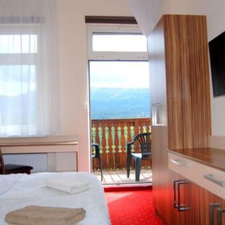 Willa Nimfa Szklarska Poręba (5)