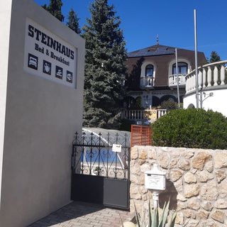 Steinhaus Bed & Breakfast Keszthely (4)