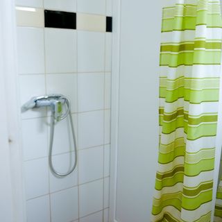 Sulyom Ifjúsági Szálló Géberjén (3)