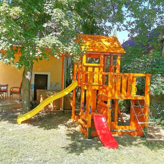 Balatoni Grill Terasz Vendégház Balatonkeresztúr (5)