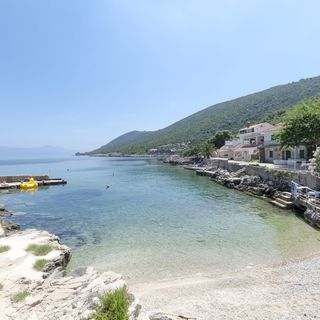 Apartments Davorka Gdinj (5)