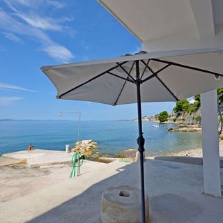 Apartment Gajine Krilo Jesenice (4)