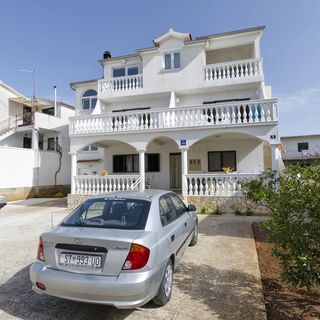 Apartments Mime Pirovac (2)