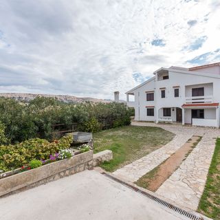 Apartments Mate Pag (5)