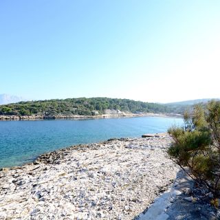 Apartments Franka Povlja (4)