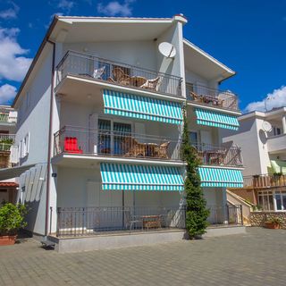 Apartments Jure Okrug Gornji (5)