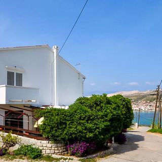 Apartments Jelica Pag (2)