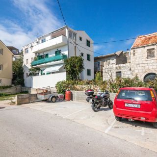 Apartments Tolj Igrane (4)