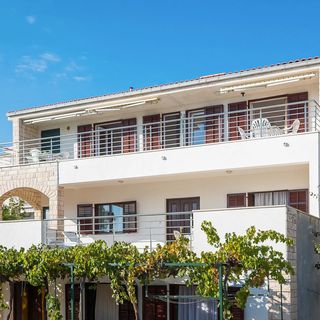 Apartments Kobašlić Rogoznica (5)