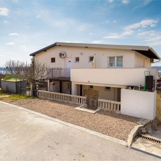 Apartments Bregovec Maslenica (3)