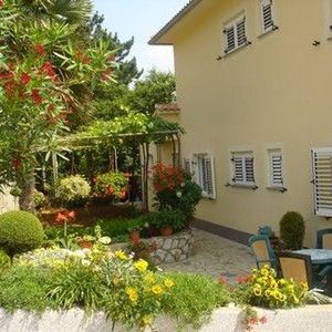 Apartments Dvorničić Silo (3)