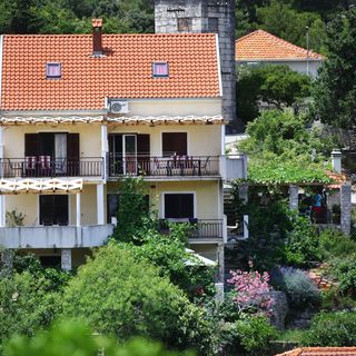 Apartments Boro Splitska (2)