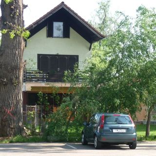 Sárga Pihenőház Szeged (2)