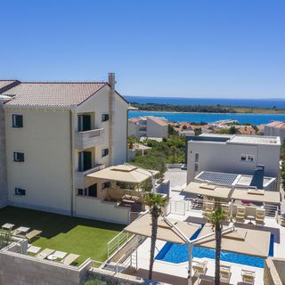 Apartments Dyana Novalja (3)