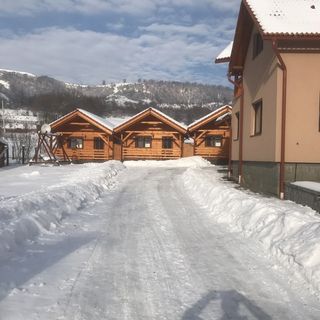 Căsuțe Riverside Praid (3)