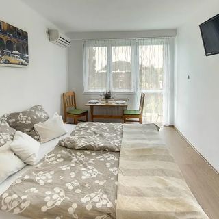 Hajnalház Apartman Balatonfüred (2)