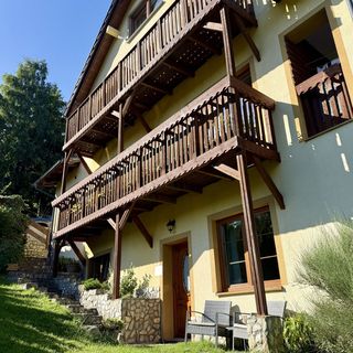 Willa Maya Karpacz (2)