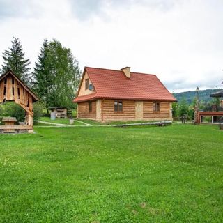 Gościniec Pięciu Stawów Ustrzyki Dolne (4)