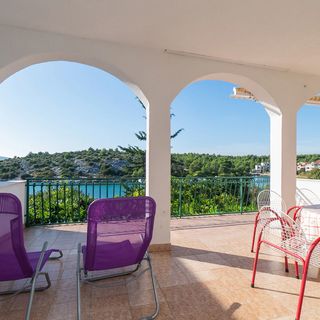 Apartment Neda Grebastica (5)