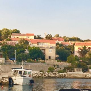 Apartments Suzana Jakisnica (2)