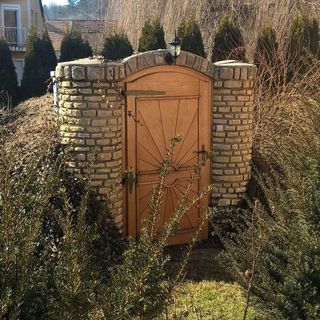 Pongrácz Apartman Zirc (2)